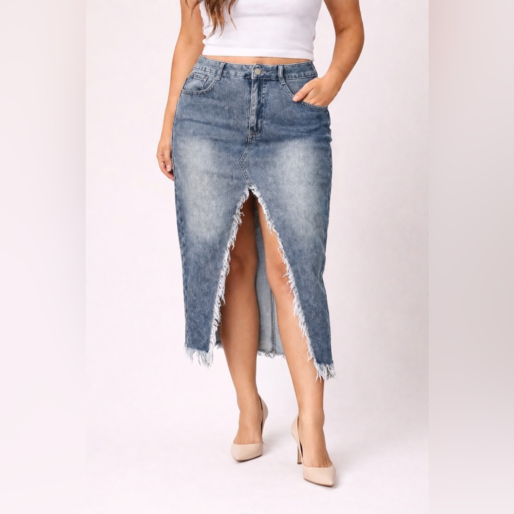 Distressed Denim Midi Skirt Front Slit Frayed Hem Medium